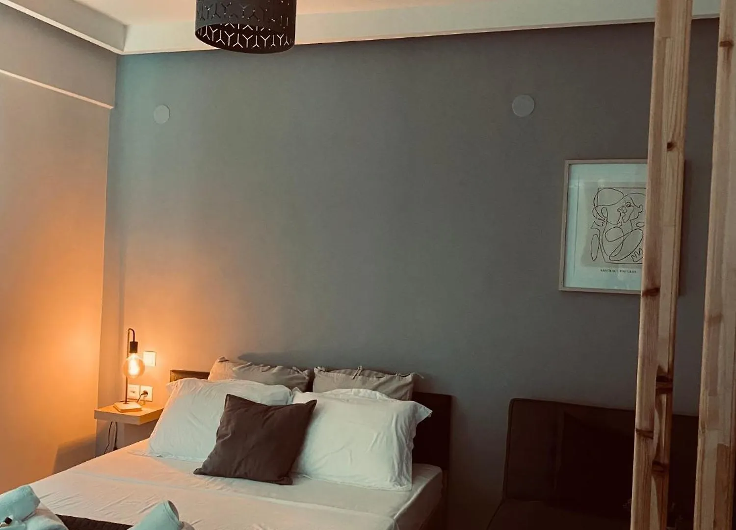 Rainbow Suites Thessaloniki Greece
